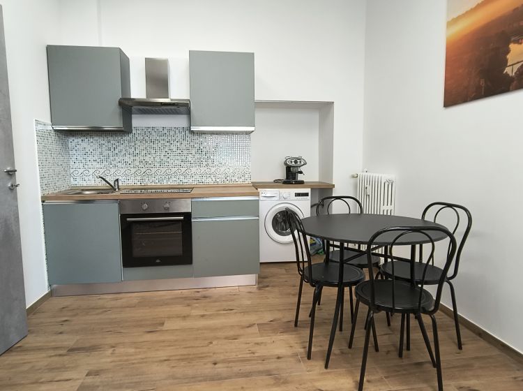 Bilocale in affitto, Corso Emilia  33, Vanchiglietta, Torino