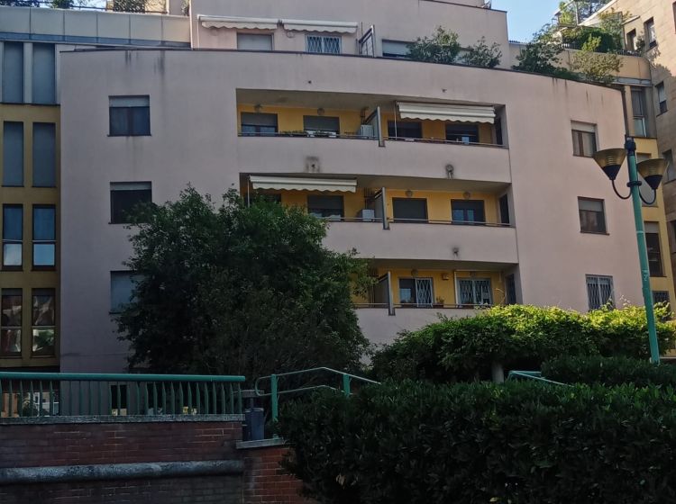 Trilocale in affitto, via Bruxelles, Centro, San Donato Milanese
