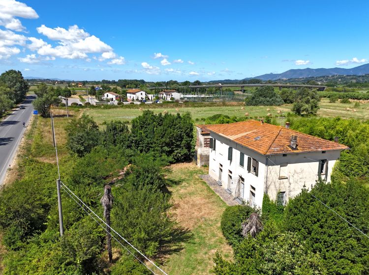 Casa colonica in vendita, via Fonda  34, Capanne, Montopoli In Val D'arno