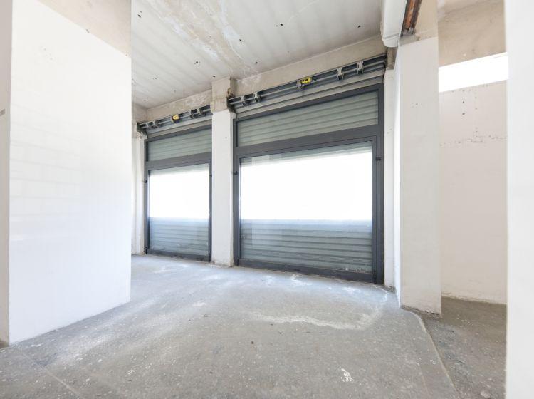 Negozio in vendita, via Giacomo Soliman  58 R, Sestri Ponente, Genova