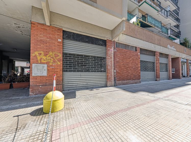 Negozio in vendita, via Giacomo Soliman  58 R, Sestri Ponente, Genova