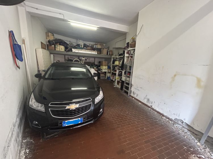 Box / Garage in vendita, via Guido Guinizelli  96, Monteverde, Roma