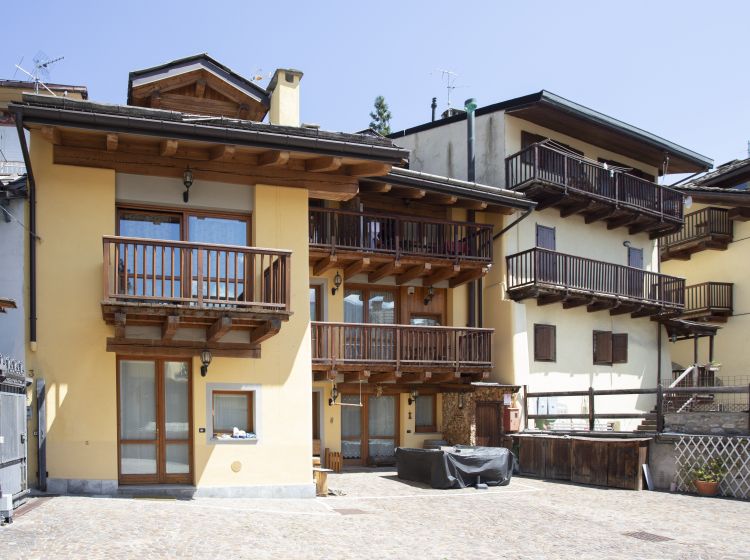 Trilocale in vendita, via Sebastiano Grandis 4, Bardonecchia