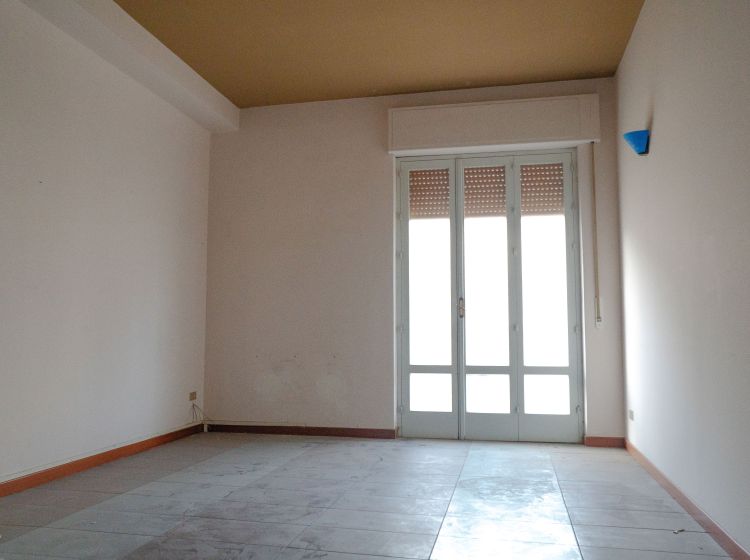 Magazzino o deposito in vendita, via Spinazzola  25, Gravina In Puglia