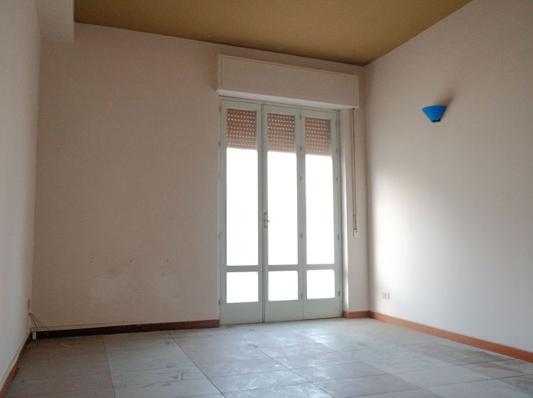 Magazzino o deposito in vendita, via Spinazzola  25, Gravina In Puglia