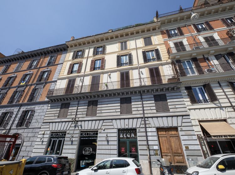Attico in vendita, via Romagna  26, Centro Storico, Roma