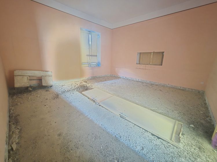 Stabile o palazzo in vendita, via Santissimi Martiri  67, Sant&#039;egidio Del Monte Albino