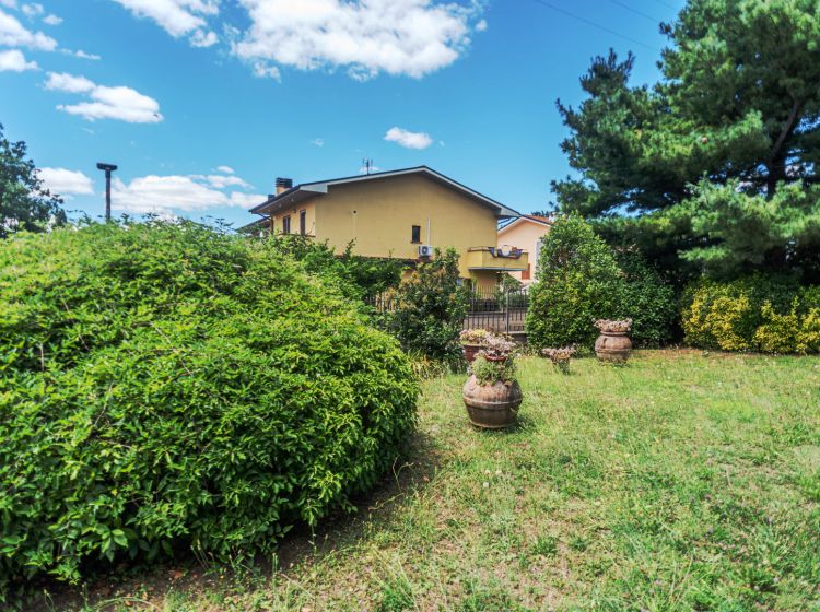 Appartamento in villa in vendita, via 8 Marzo  1, Acquapendente