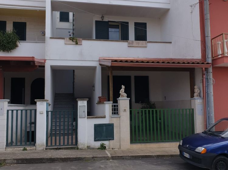 Trilocale in vendita, via Elba, Ugento