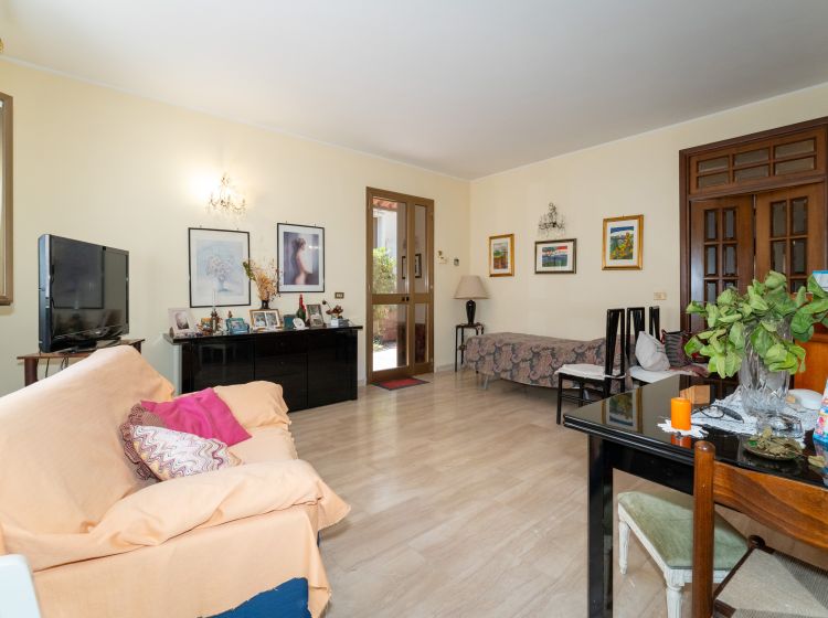 Quadrilocale in vendita, via Santa Barbara  39, Centro Storico, Catania