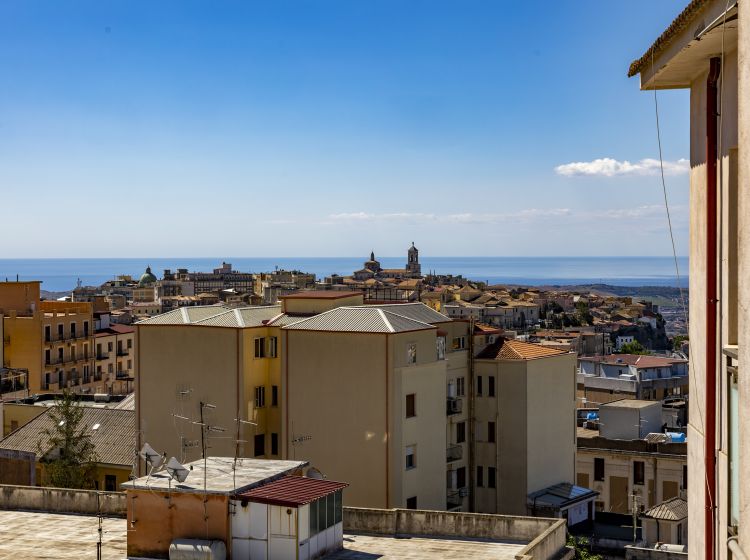 Quadrilocale in vendita, via Silvio Paternostro  10, San Leonardo, Catanzaro