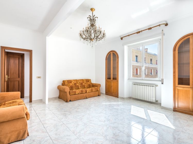 Trilocale in vendita, Piazza dei Navigatori  8, Navigatori, Roma