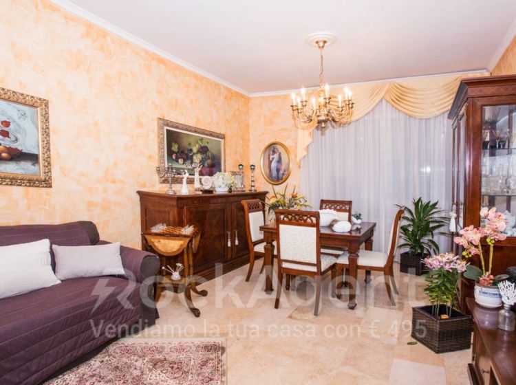 Appartamento di 105 m² con 3 locali in vendita a Roma