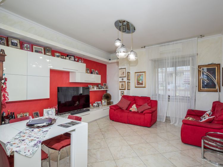 Appartamento in vendita, via Aquilonia  4, Tor de' Schiavi, Roma