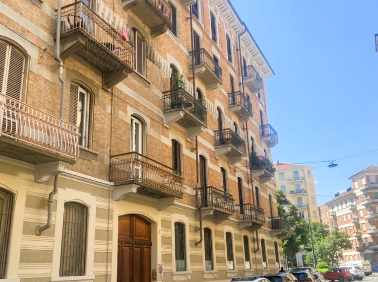 Trilocale in affitto, via Carlo Tenivelli 4, San Donato, Torino