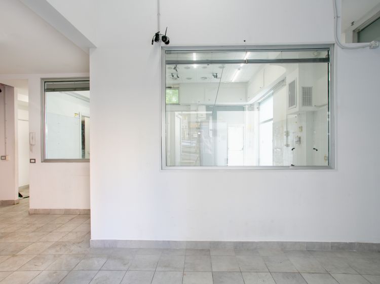 Negozio in affitto, via Bartolomeo Cristofori  41, Marconi, Roma