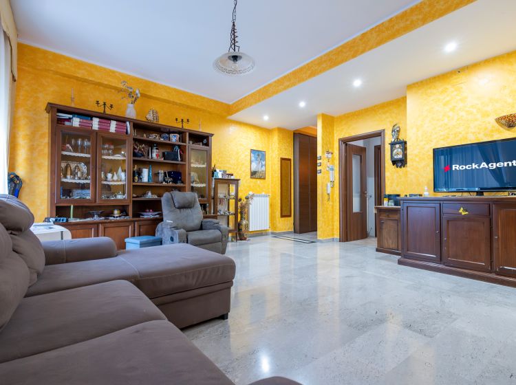 Appartamento in vendita, via Raffaele Teti  27, Pontepiccolo, Catanzaro