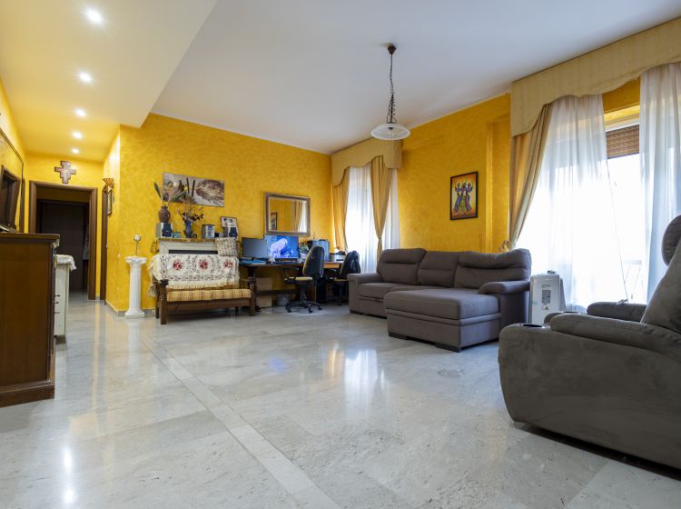 Appartamento in vendita, via Raffaele Teti  27, Pontepiccolo, Catanzaro