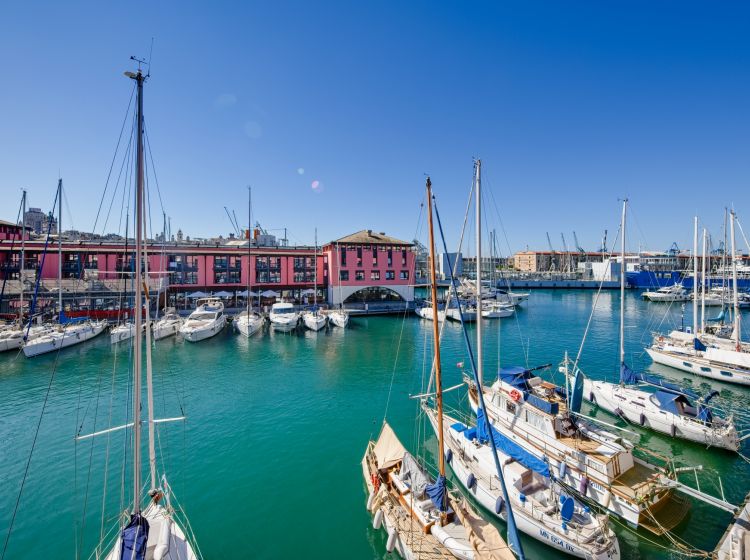Bilocale in vendita, Molo Ponte Morosini  18, Centro Storico, Genova