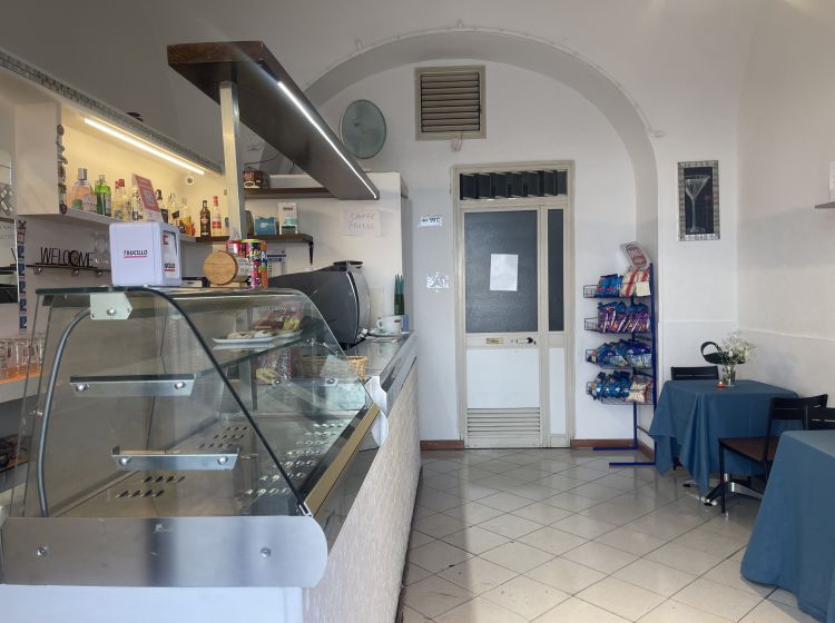 Attività / Licenza in vendita, via Emanuele Gianturco, Raito, Vietri Sul Mare