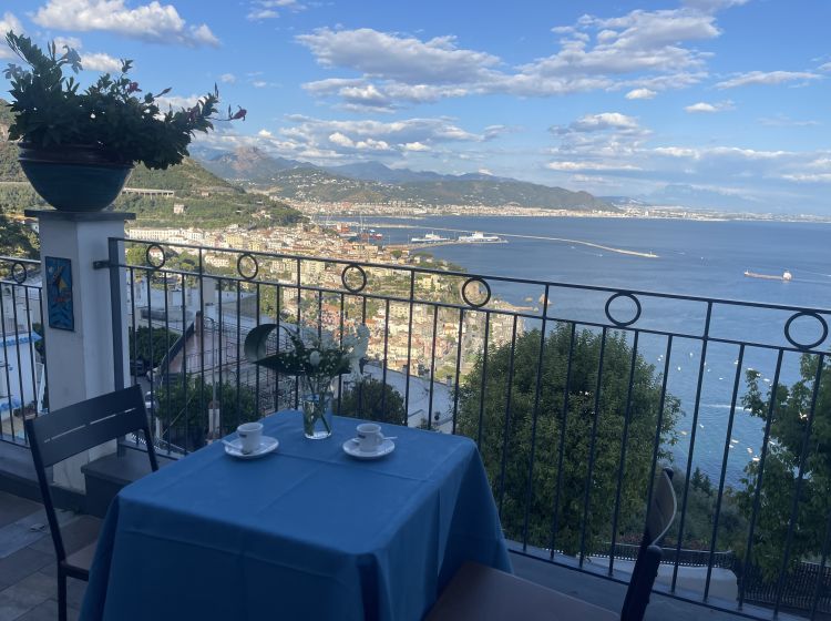Attività / Licenza in vendita, via Emanuele Gianturco, Raito, Vietri Sul Mare