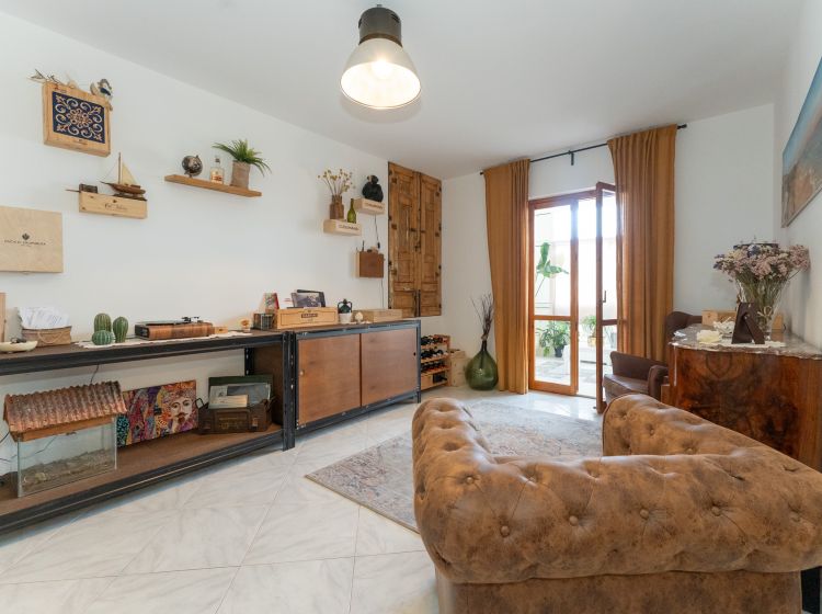Appartamento in vendita, via Carcara  51, Aci Catena