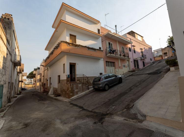 Appartamento in vendita, via Giuseppe Parini  10, Ruffano