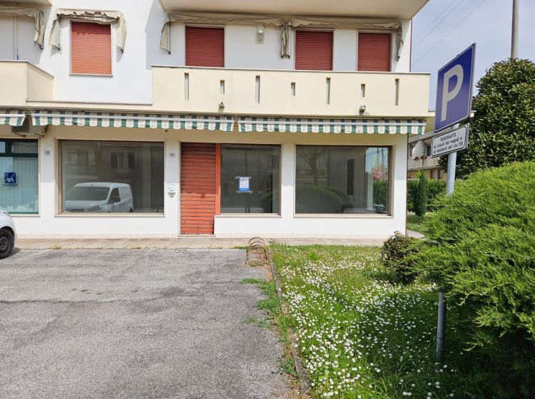 Negozio in vendita, via Roma  121, Mellaredo, Pianiga