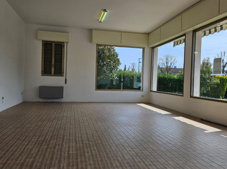 Negozio in vendita, via Roma  121, Mellaredo, Pianiga