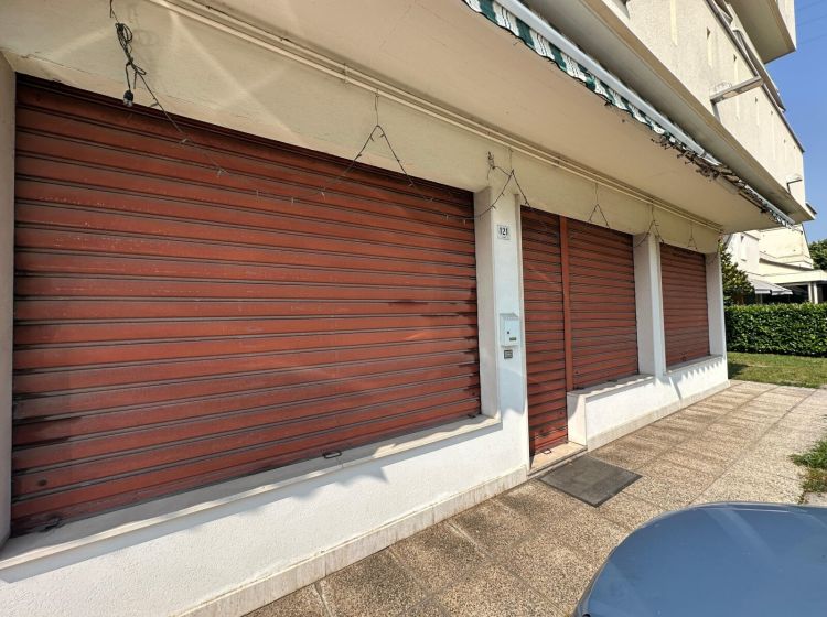 Negozio in vendita, via Roma  121, Cazzago, Pianiga