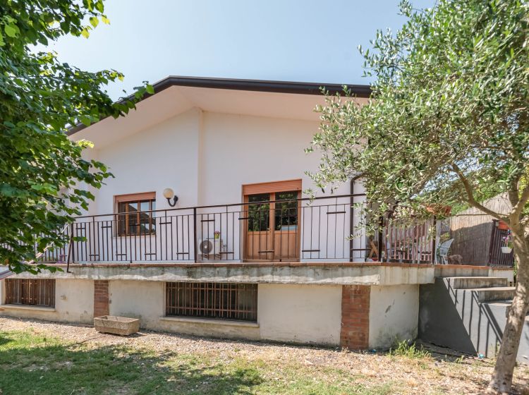 Villa in vendita, via Euganea Villa  18, Villa, Teolo