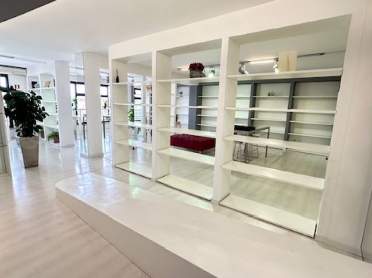 Showroom o open space in vendita, via Noventana  8, Noventa Padovana