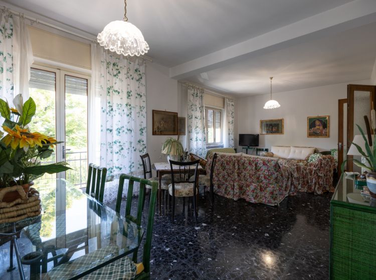 Appartamento in vendita, via Sarzanese  247, Nave, Lucca