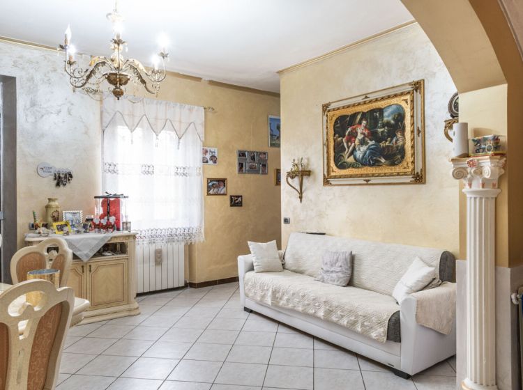 Terratetto unifamiliare in vendita, via Molino D&#039;Agogna  6, Galliavola