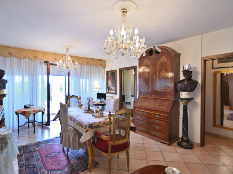 Trilocale in vendita, via Giorgio Bo  35, Aurelio, Roma