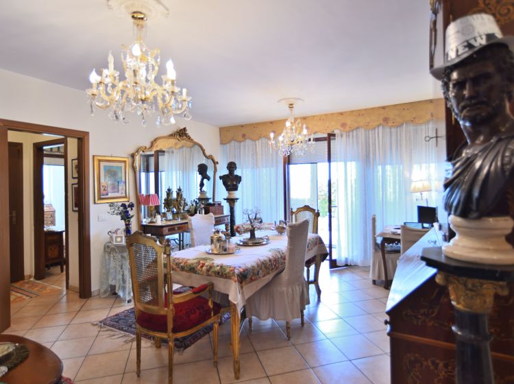 Trilocale in vendita, via Giorgio Bo  35, Aurelio, Roma