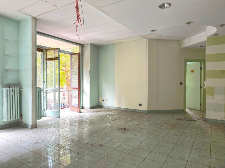 Ufficio in vendita, Piazza Derna  236, Regio Parco, Torino