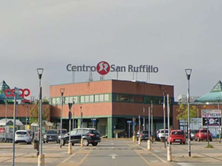 Filiale bancaria in vendita, via Amilcare Ponchielli  23, Savena, Bologna