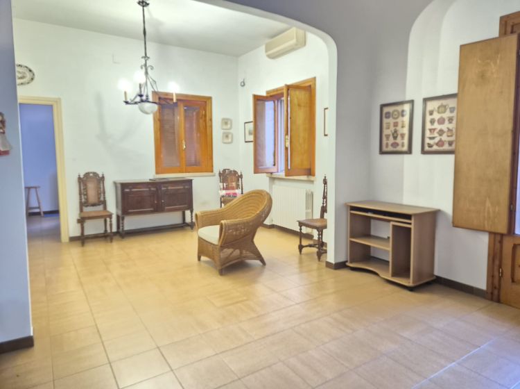 Trilocale in affitto, via Vitale Giordano  21, Bitonto