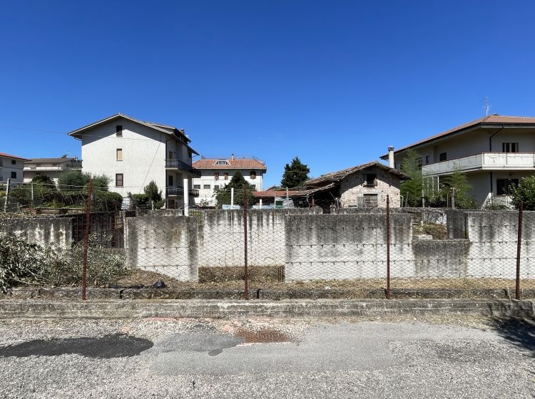 Terreno residenziale in vendita, via G. Falcone, Villa Lempa, Civitella Del Tronto