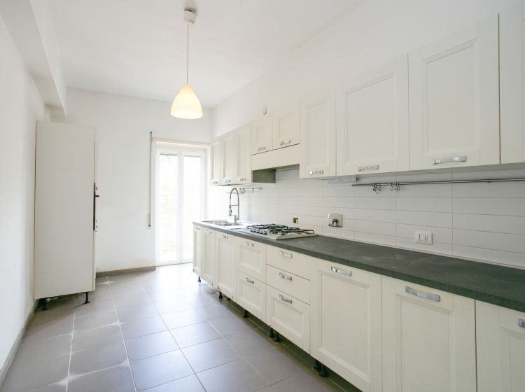Trilocale in vendita, via Monte Cervialto  80, Monte Sacro, Roma