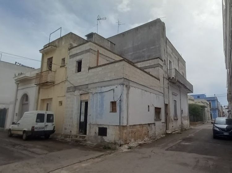 Quadrilocale in vendita, via Guglielmo Marconi  28, Cutrofiano