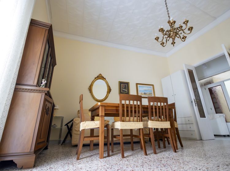 Bilocale in vendita, via XX Settembre  46, Centro Storico, Catanzaro
