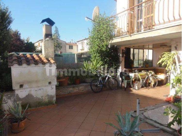 Terratetto unifamiliare in vendita, via Case Basse  6, Foligno