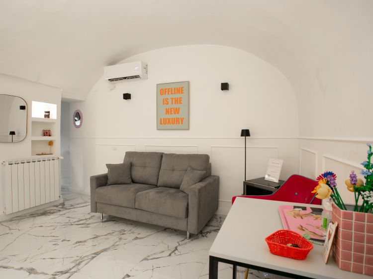 Monolocale in vendita, via Baccina  23, Centro Storico, Roma