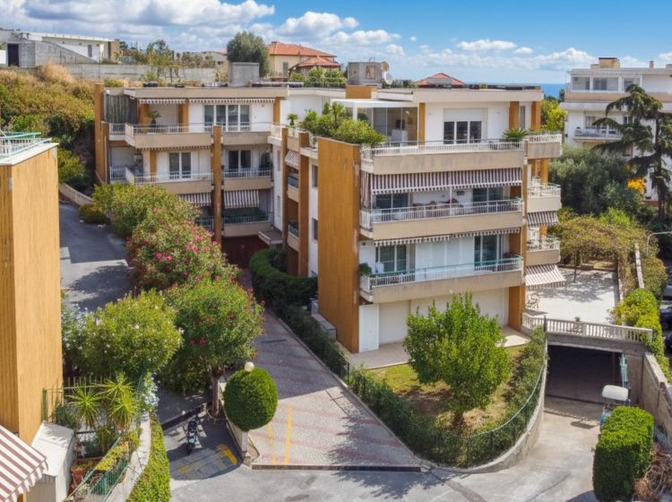 Bilocale in vendita, via Padre Semeria  228, Sanremo