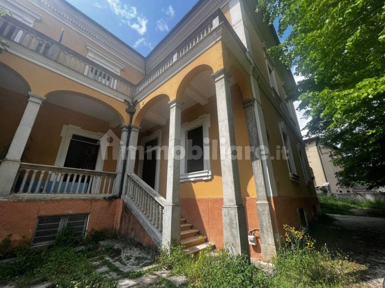 Appartamento in vendita, via Amiternina  16, L'aquila