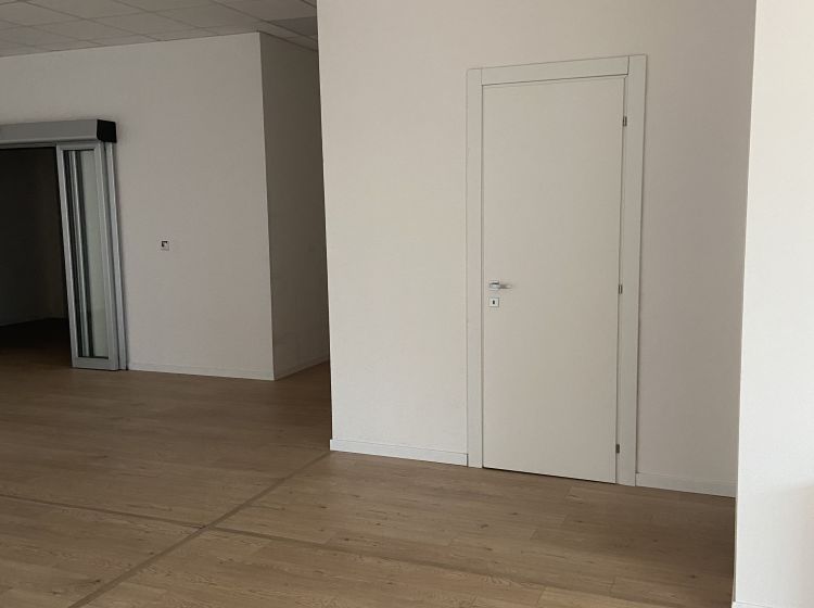 Ufficio in affitto, viale della Navigazione Interna, Zona Industriale, Padova