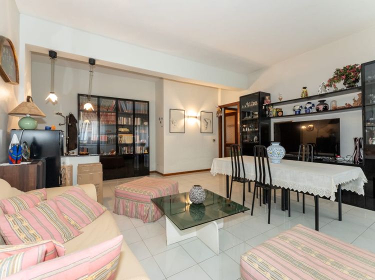 Appartamento in vendita, via Mollica  47, Aci Castello