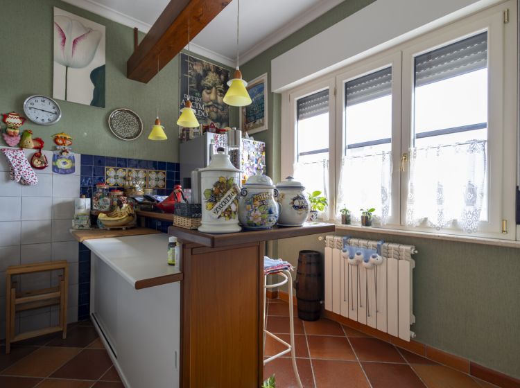 Quadrilocale in vendita, viale Tommaso Campanella  90, Mater Domini, Catanzaro